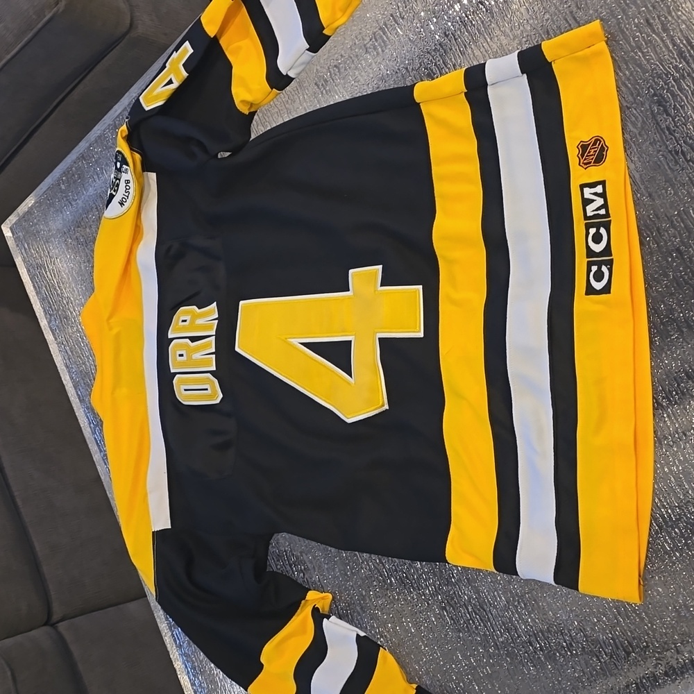 BOBBY ORR CCM Hockey Jersey.